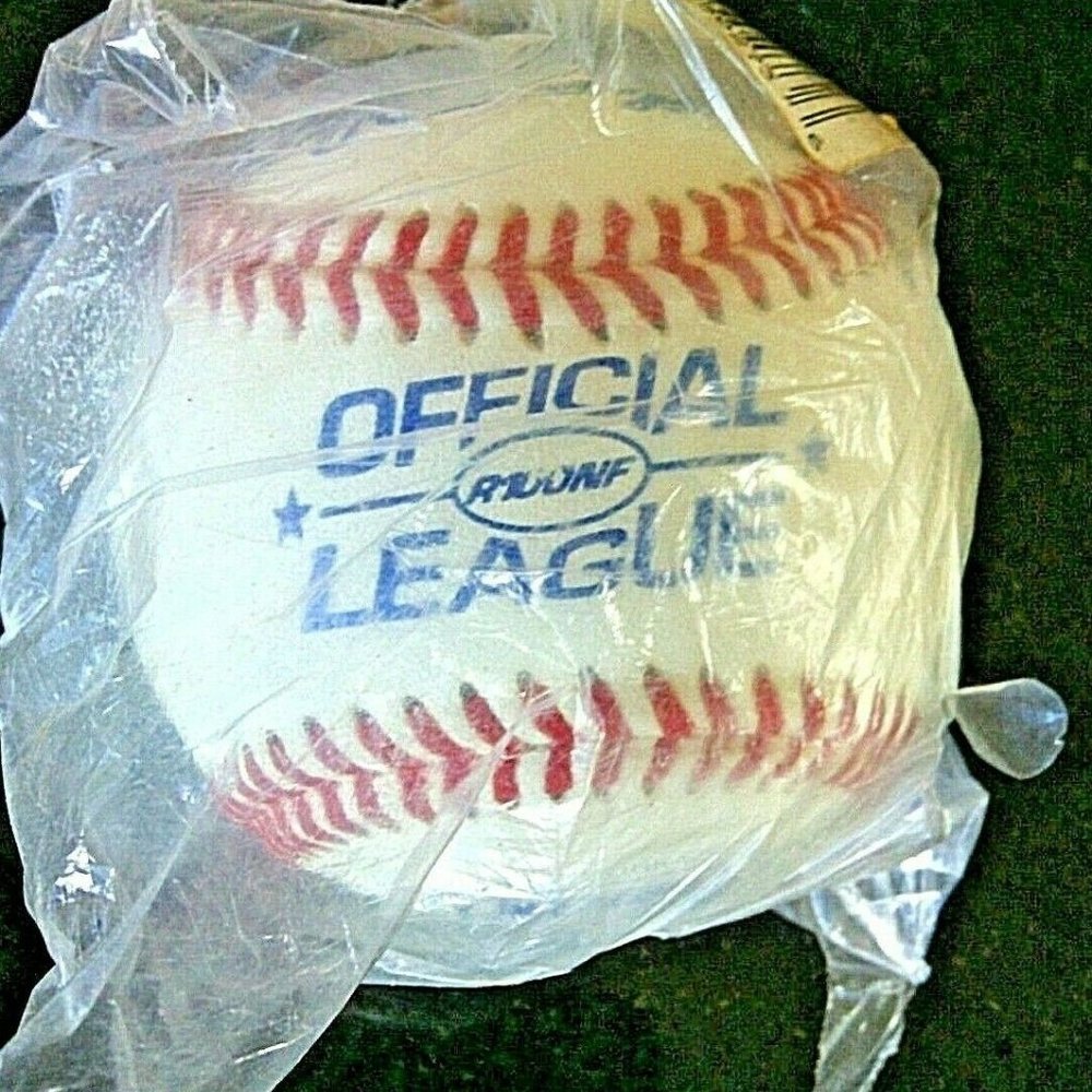 Rawlings Baseball R100NF Official League 5oz Raised Seam Cushioned Cork Center